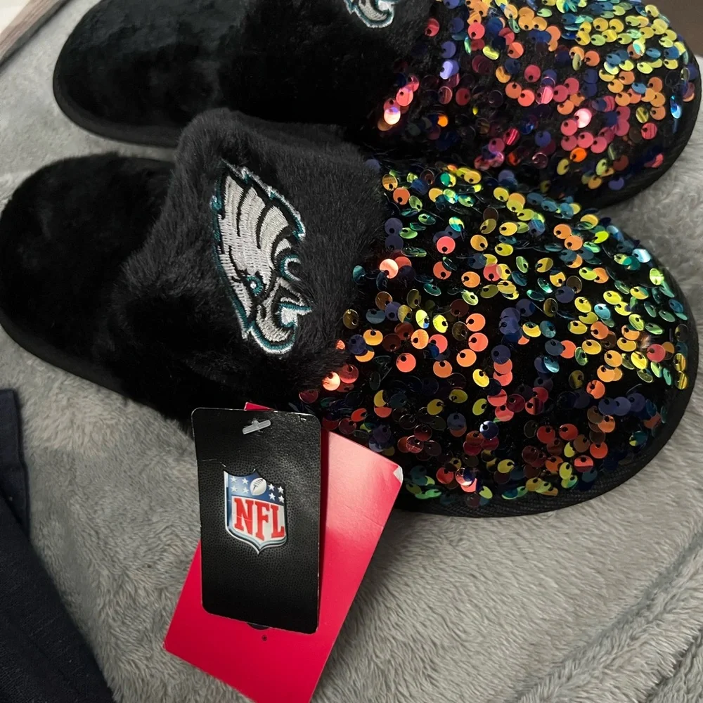 NFL Philadelphia Eagles Sequin Slippers - Black and Multicolor - Picture 1 of 6